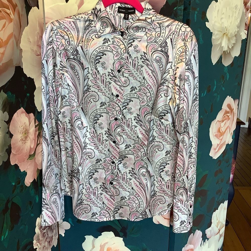 ‎Audrey Talbott Silk Paisley Blouse 👚🦋👛🌸
